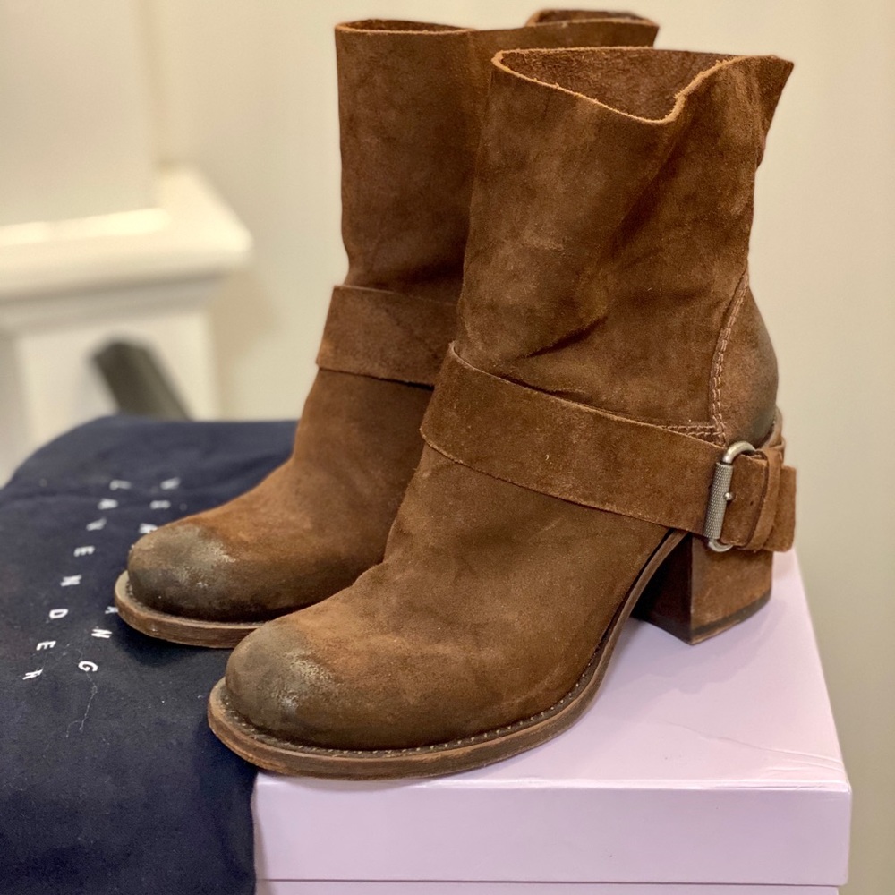 Vera Wang Lavender Distressed Brown Casey Boot